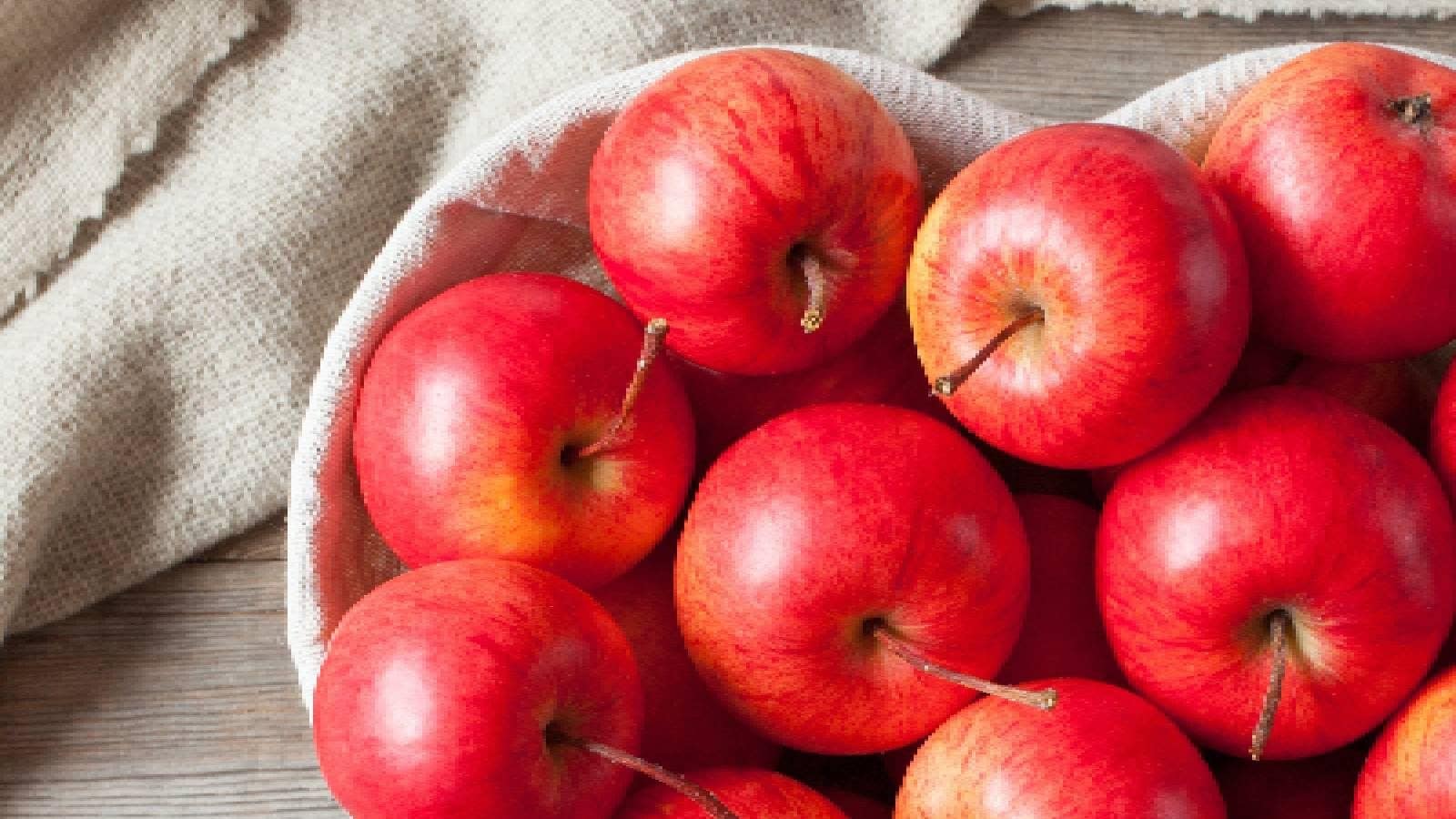 Apple ಯುವಕರೇ, ಪ್ರತಿ ದಿನ ಆ್ಯಪಲ್ ತಿಂದ್ರೆ ಯಂಗ್ ಆಗಿ ಕಾಣ್ತೀರಾ! Impressive