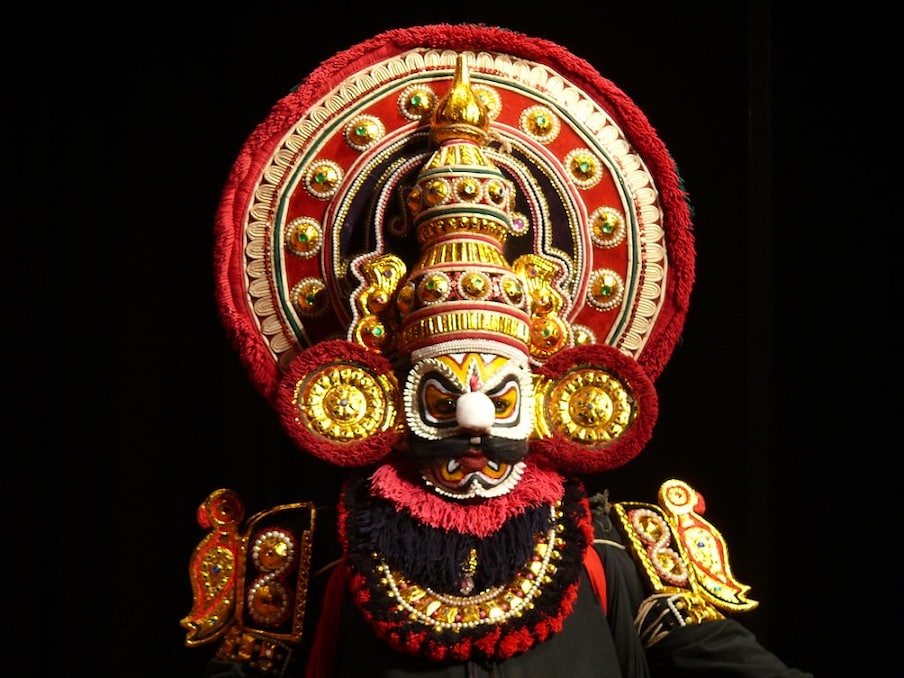 Yakshagana: ಯಕ್ಷಗಾನ ವೇಷಭೂಷಣ ಸೊಬಗು ನೋಡಿ!