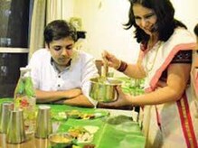 Food Serve: ಊಟವನ್ನು ಇನ್ನು ಮುಂದೆ ಹೀಗೆ ಸರ್ವ್ ಮಾಡಿ, ಜೀವನದಲ್ಲಿ ಅದೃಷ್ಟ ಕುಣಿದಾಡುತ್ತೆ! Food Serve: ಊಟವನ್ನು ಇನ್ನು ಮುಂದೆ ಹೀಗೆ ಸರ್ವ್ ಮಾಡಿ, ಜೀವನದಲ್ಲಿ ಅದೃಷ್ಟ ಕುಣಿದಾಡುತ್ತೆ!