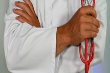 MBBS ಹೊರತಾಗಿ ಈ ಪದವಿಗಳನ್ನು ಓದಿದರೂ ವೈದ್ಯರೆನಿಸಿಕೊಳ್ಳಬಹುದು; ಹತ್ತಾರು ಆಯ್ಕೆಗಳು ಇಲ್ಲಿವೆ ನೋಡಿ MBBS ಹೊರತಾಗಿ ಈ ಪದವಿಗಳನ್ನು ಓದಿದರೂ ವೈದ್ಯರೆನಿಸಿಕೊಳ್ಳಬಹುದು; ಹತ್ತಾರು ಆಯ್ಕೆಗಳು ಇಲ್ಲಿವೆ ನೋಡಿ