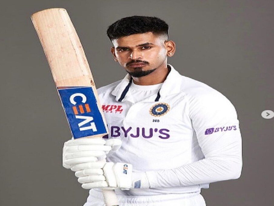  ಶ್ರೇಯಸ್ ಅಯ್ಯರ್ ಭಾರತದ ಪರ ಕಳೆದ ಕೆಲ ಪಂದ್ಯಗಳಿಂದ ಭರ್ಜರಿಯಾಗಿ ಆಡುತ್ತಿದ್ದಾರೆ. ಟೆಸ್ಟ್‌ನಲ್ಲೂ ಈ ಪಾತ್ರವನ್ನು ಉತ್ತಮವಾಗಿ ನಿರ್ವಹಿಸುತ್ತಿದ್ದಾರೆ. ಬಾಂಗ್ಲಾದೇಶದ ವಿರುದ್ಧದ ಚಟ್ಟೋಗ್ರಾಮ್ ಟೆಸ್ಟ್‌ನಲ್ಲೂ ಅವರು ಅದಕ್ಕೆ ತಕ್ಕಂತೆ ಆಡಿದ್ದಾರೆ. ಆ ಮೂಲಕ ತಂಡ ಸಂಕಷ್ಟದಲ್ಲಿದ್ದಾಗ ಕ್ರೀಸ್​ಗೆ ಬಂದು ಆಕರ್ಷಕ ಅರ್ಧಶತಕ ಸಿಡಿಸಿ ಮಿಂಚಿದರು.