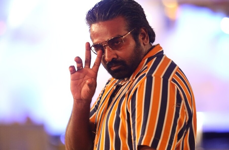  ಸೌತ್ ಸಿನಿಮಾದಲ್ಲಿ ಸೈಲೆಂಟಾಗಿ ವಿಲನ್ ಪಾತ್ರಗಳ ಮೂಲಕ ಪ್ರೇಕ್ಷಕರ ಮೆಚ್ಚಿಸಿದ ನಟರ ಸಾಲಿನಲ್ಲಿ ಮೊದಲಿಗೆ ನೆನಪಿಗೆ ಬರುವುದು ನಟ ವಿಜಯ್ ಸೇತುಪತಿ. ಕಾಲಿವುಡ್​ ಚಿತ್ರರಂಗದ ಕಣ್ಮಣಿ ಇವರು.
