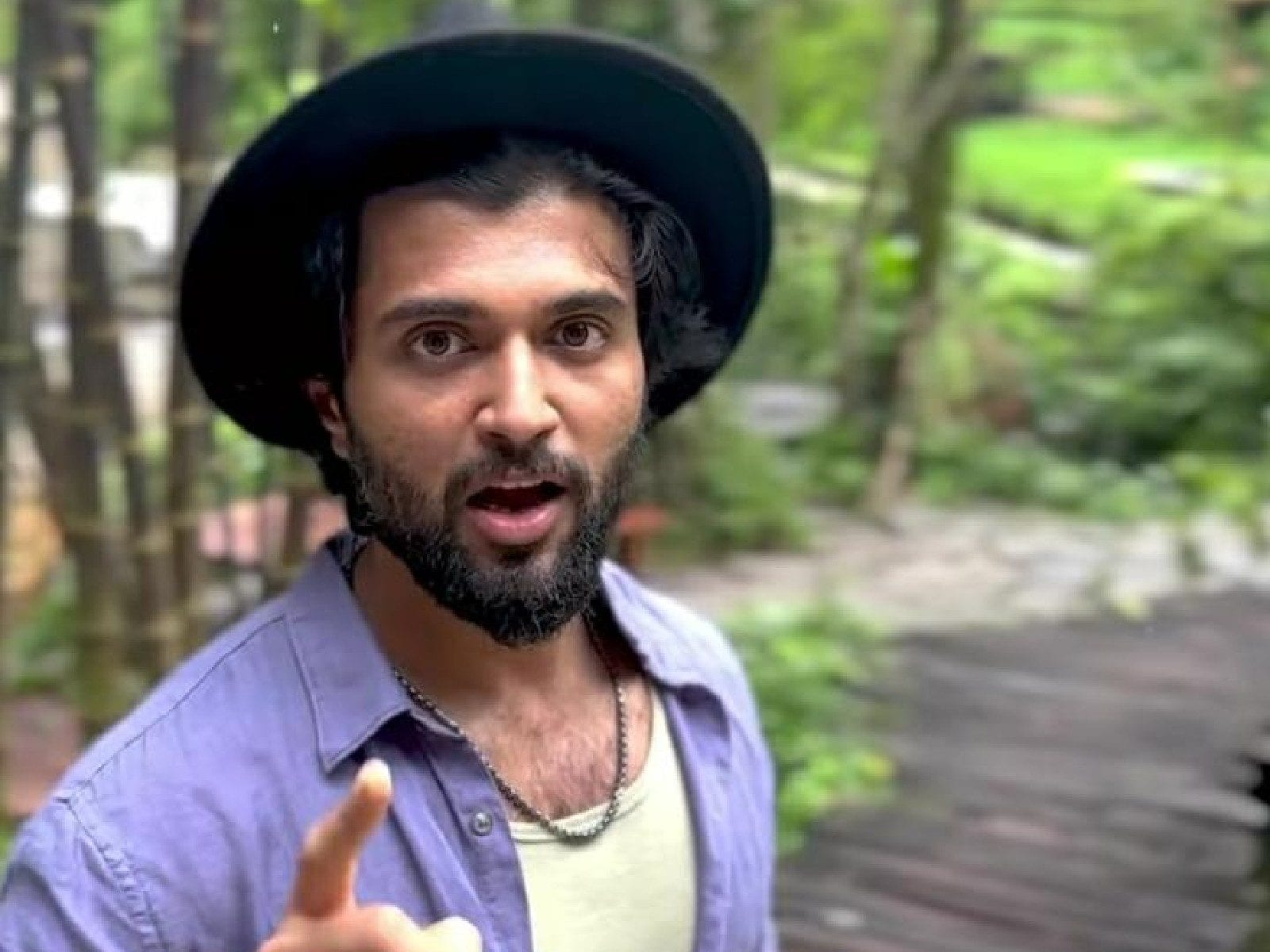 Vijay Devarakonda gave fans an unexpected manali trip offer Vijay Devarakonda gave fans an unexpected manali trip offer
