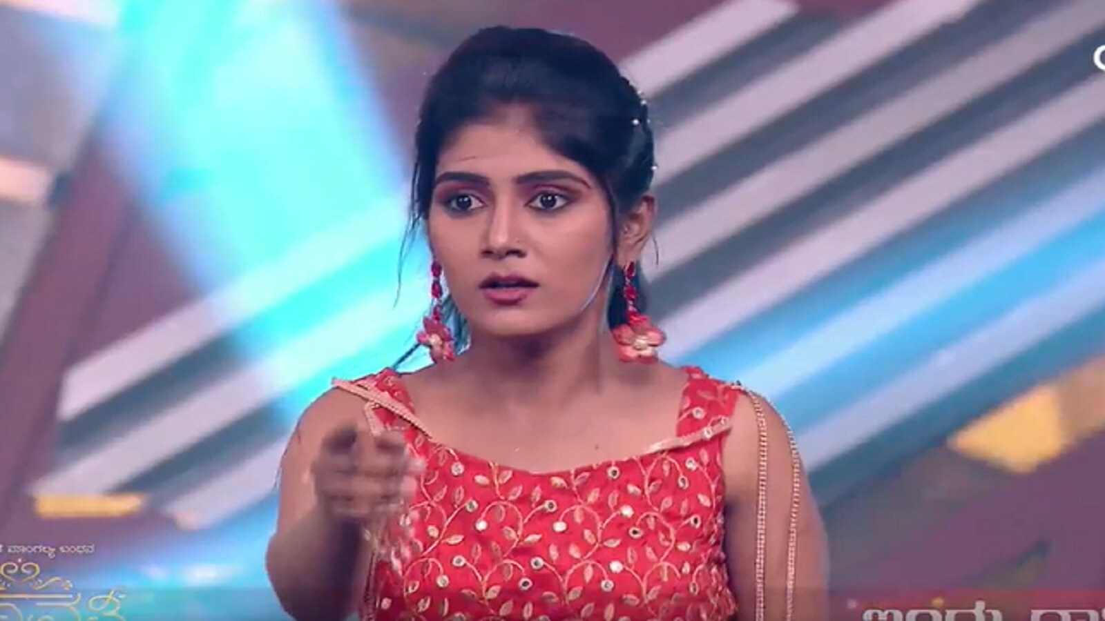 Punyavathi ಮಾರ್ಡನ್ ಡ್ರೆಸ್‍ನಲ್ಲಿ ಪದ್ಮಿನಿ ಡ್ಯಾನ್ಸ್! ಹೊಸ ಅವತಾರ ನೋಡಿ ಶಾಕ್