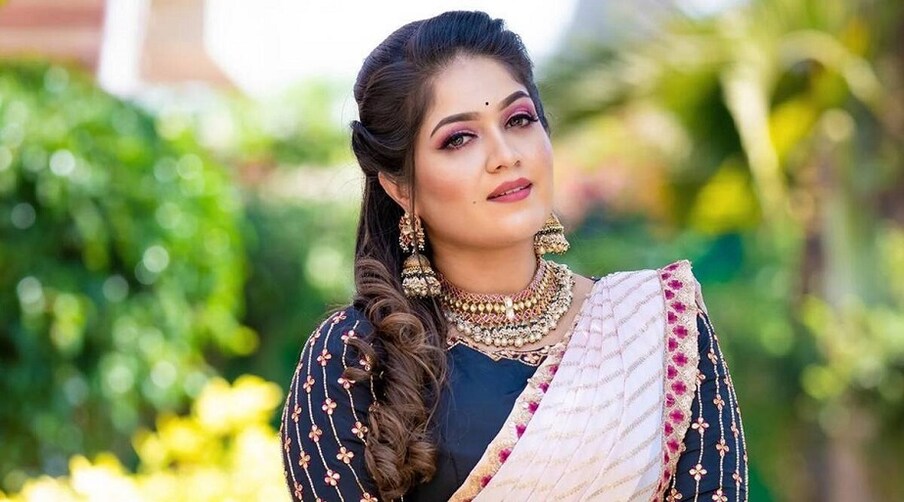  ಸ್ಯಾಂಡಲ್‍ವುಡ್ ನಟಿ ಮೇಘನಾ ರಾಜ್ ಸಾಮಾಜಿಕ ಜಾಲತಾಣದಲ್ಲಿ ಪೋಸ್ಟ್ ಒಂದನ್ನು ಹಾಕಿದ್ದಾರೆ. ಆ ಪೋಸ್ಟ್ ಎಲ್ಲೆಡೆ ಹರಿದಾಡ್ತಾ ಇದ್ದು, ಜನ ಏನದು ಎಂದು ಕುತೂಹಲದಿಂದ ಚರ್ಚಿಸುತ್ತಿದ್ದಾರೆ.