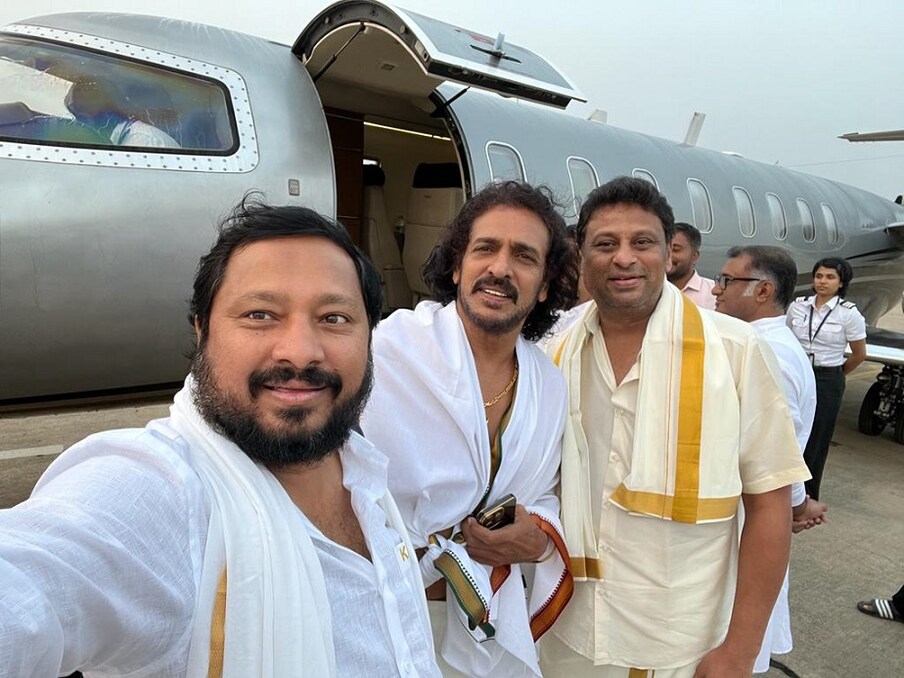  ರಿಯಲ್ ಸ್ಟಾರ್ ಉಪೇಂದ್ರ ಅಭಿನಯದ ಕಬ್ಜ ಸಿನಿಮಾ ಭಾರೀ ನಿರೀಕ್ಷೆ ಹುಟ್ಟಿಸಿದೆ. ಸಿನಿಮಾ ನೋಡಲು ಅಭಿಮಾನಿಗಳು ಕಾಯ್ತಾ ಇದ್ದಾರೆ. ಉಪೇಂದ್ರನ ನಟನೆ ತೆರೆ ಮೇಲೆ ನೋಡಲು ಕಾತುರರಾಗಿದ್ದಾರೆ.