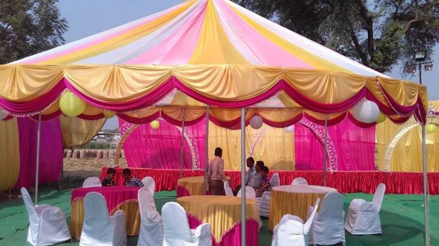  1 ರೂಪಾಯಿ ಹೂಡಿಕೆ ಮಾಡುವ ಮೂಲಕ ಜೀವನಕ್ಕಾಗಿ ದೊಡ್ಡದನ್ನು ಗಳಿಸಲು ಬಯಸುವ ಅನೇಕ ಜನರಿದ್ದಾರೆ. ನೀವು ಸಹ ಇದೇ ರೀತಿಯ ವ್ಯವಹಾರವನ್ನು ಹುಡುಕುತ್ತಿದ್ದರೆ, ನಾವು ನಿಮಗಾಗಿ ಒಂದು ಉಪಾಯವನ್ನು ತಂದಿದ್ದೇವೆ. ಹಳ್ಳಿಯಿಂದ ನಗರ, ಮೆಟ್ರೋ ಸಿಟಿ ಹೀಗೆ ಎಲ್ಲಿ ಬೇಕಾದರೂ ಆರಂಭಿಸಬಹುದಾದ ಉದ್ಯಮ ಇದಾಗಿದೆ. ಇದರಿಂದ ಯಾವುದೇ ಹಾನಿ ಇಲ್ಲ. ಗಳಿಕೆಯು ಜೀವನದುದ್ದಕ್ಕೂ ಮುಂದುವರಿಯುತ್ತದೆ. ಈ ವ್ಯವಹಾರದ ಹೆಸರು ಟೆಂಟ್ ಹೌಸ್ ವ್ಯವಹಾರ.