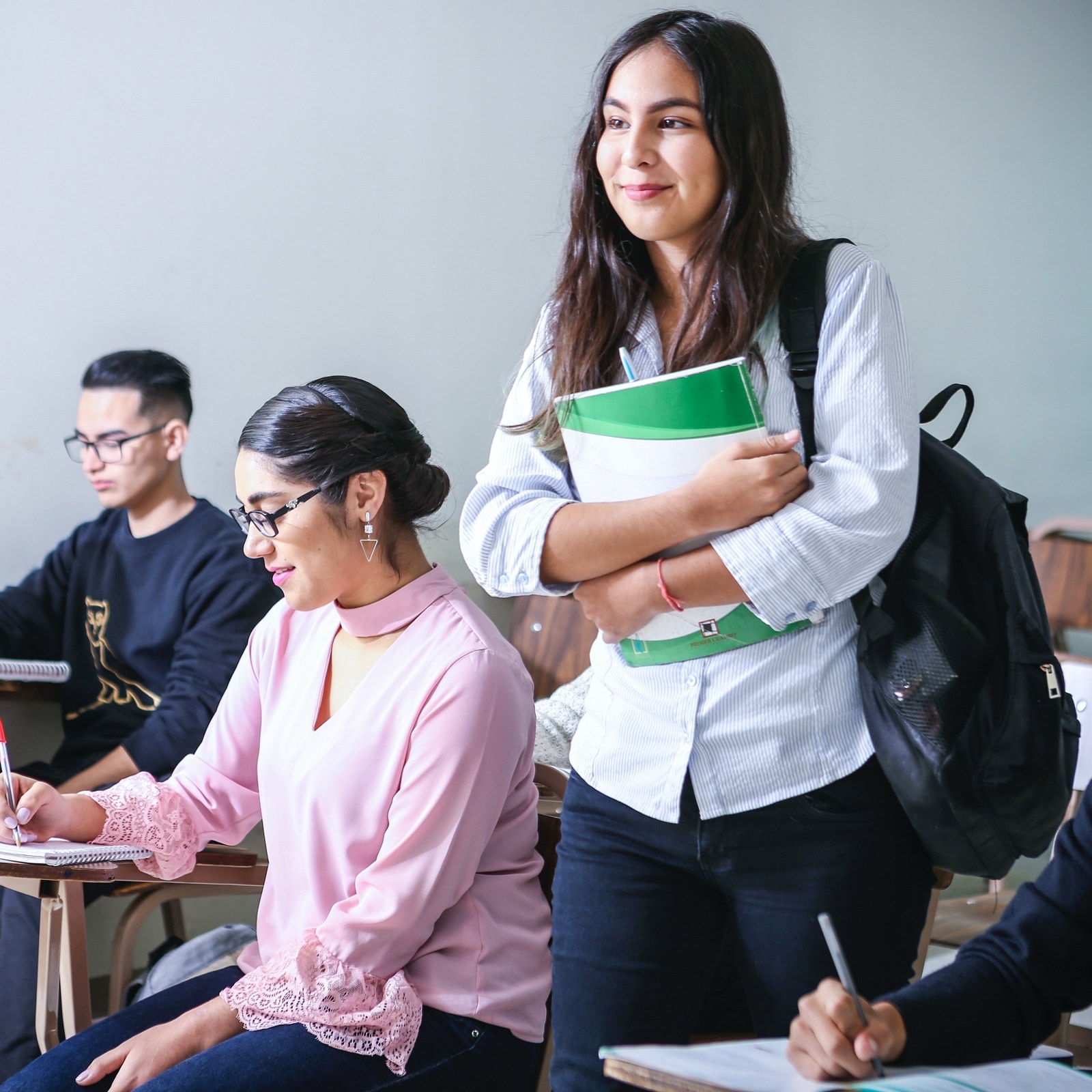 ಈ ಸ್ಪರ್ಧಾತ್ಮಕ ಪರೀಕ್ಷೆಗಳನ್ನು ನಾಸಾ ಮತ್ತು ಟೆಕ್ ಕಂಪನಿಗಳು ನಿರ್ವಹಿಸುತ್ತವೆ. ವಿದೇಶದಲ್ಲಿ ನಡೆಯುವ ಇಂತಹ ಸ್ಪರ್ಧೆಗಳಲ್ಲಿ ಭಾಗವಹಿಸುವುದು ಸಾಮಾನ್ಯ ವಿದ್ಯಾರ್ಥಿಗಳಿಗೆ ಸುಲಭದ ಮಾತಲ್ಲ.