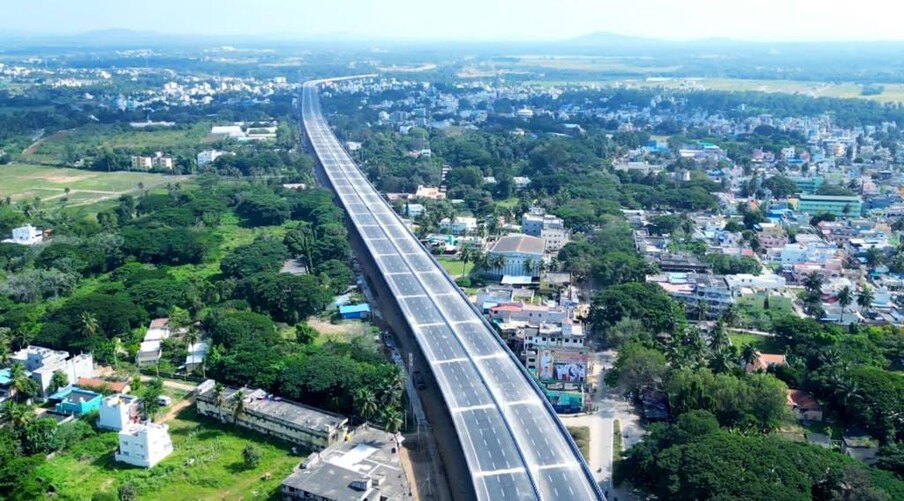  ಬೆಂಗಳೂರು ಮೈಸೂರು ಎಕ್ಸ್ಪ್ರೆಸ್ವೇ ಕುರಿತು ಮಹತ್ವದ ಅಧ್ಯಯನ ವರದಿಯೊಂದು ಬಿಡುಗಡೆಗೊಂಡಿದೆ. ಈ ಹೊಸ ಹೆದ್ದಾರಿಯಲ್ಲಿ ವಾಹನಗಳು ಸಂಚರಿಸುವ ವೇಗದ ಕುರಿತು ಅಧ್ಯಯನ ವಿವರಿಸಿದ ಅಂಶ ಇಲ್ಲಿದೆ.