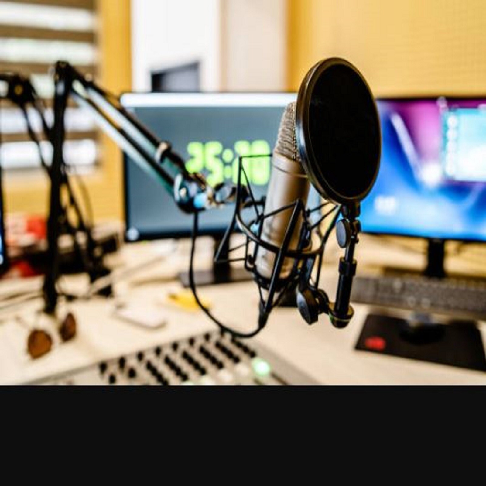 Top 78+ imagen radio jockey background Thpthoanghoatham.edu.vn