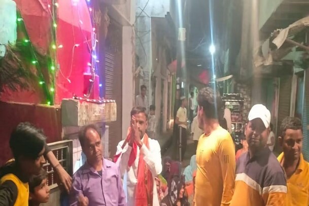 Hindu-Muslim: ಮುಸ್ಲಿಂ ಕುಟುಂಬದಿಂದ ದುರ್ಗಾದೇವಿಗೆ ಪೂಜೆ! ಹರಕೆ ಅರ್ಪಿಸಿ ಭಾವೈಕ್ಯತೆ ಮೆರೆದ ಸಮುದಾಯ
