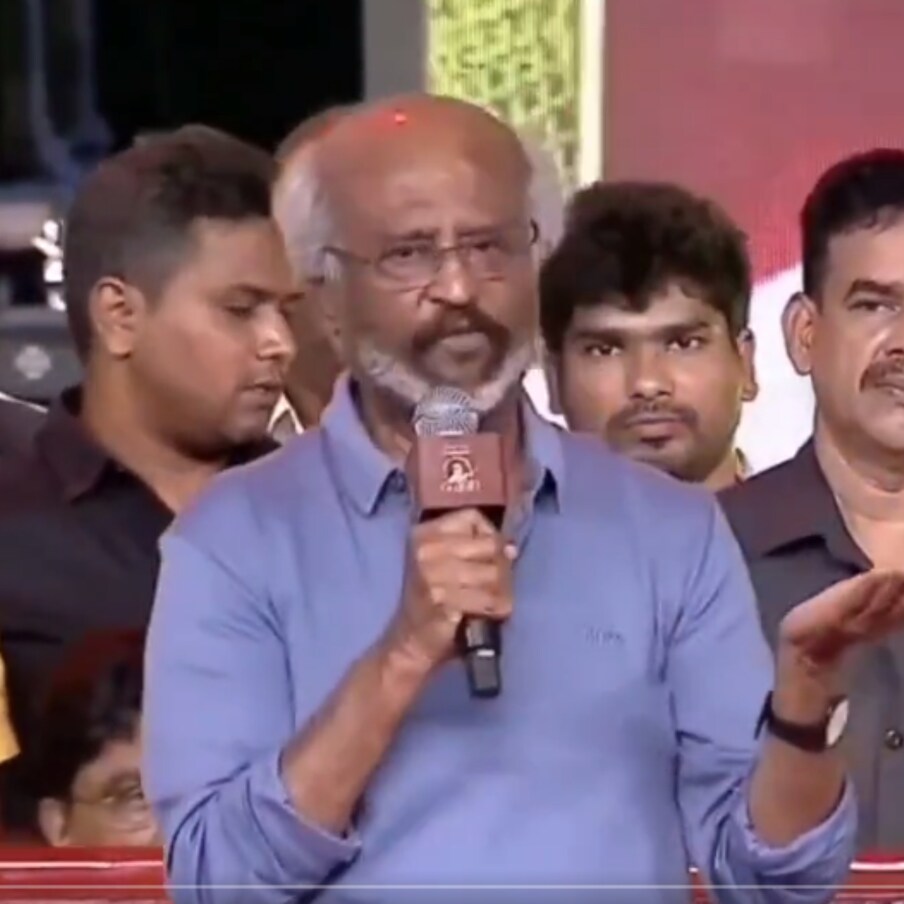  Rajinikanth : ಕಳೆದ ಕೆಲವು ವರ್ಷಗಳಿಂದ ರಜನಿಕಾಂತ್ ಅವರ ಚಿತ್ರಗಳು ಬಾಕ್ಸ್ ಆಫೀಸ್‌ನಲ್ಲಿ ಉತ್ತಮ ಪ್ರದರ್ಶನ ನೀಡುತ್ತಿಲ್ಲ. ಸದ್ಯ ಬೀಸ್ಟ್ ಚಿತ್ರದ ನಿರ್ದೇಶಕ ನೆಲ್ಸನ್ ದಿಲೀಪ್ ಕುಮಾರ್ ನಿರ್ದೇಶನದಲ್ಲಿ ಸಿನಿಮಾ ಮಾಡುತ್ತಿದ್ದಾರೆ. ಅದರೊಂದಿಗೆ ಲಾಲ್ ಸಲಾಂ ಸಿನಿಮಾದಲ್ಲಿ ಪ್ರಮುಖ ಪಾತ್ರದಲ್ಲಿ ನಟಿಸುತ್ತಿದ್ದಾರೆ.   (Photo : Twitter)