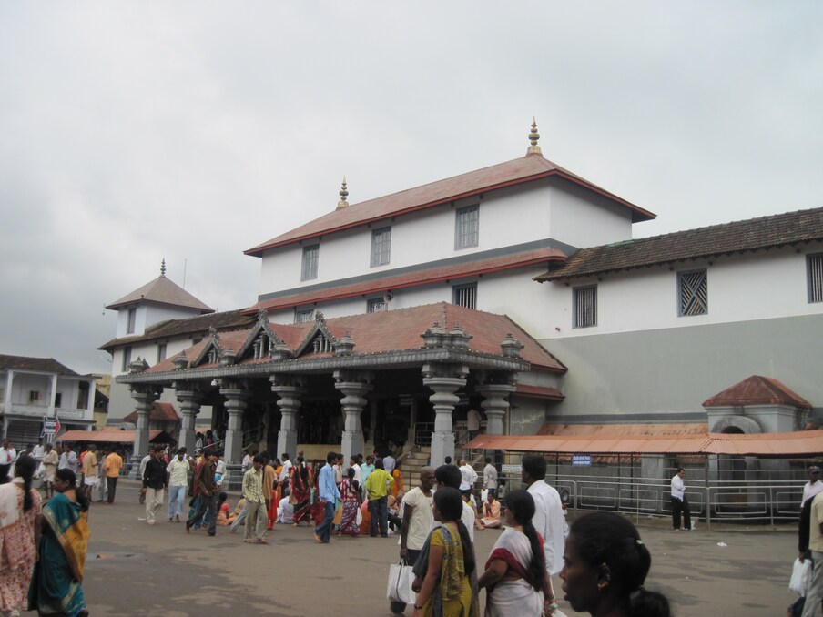  ಶ್ರೀ ಕ್ಷೇತ್ರ ಧರ್ಮಸ್ಥಳದಲ್ಲಿ ಈ ಬಾರಿಯ ಸಾಮೂಹಿಕ ವಿವಾಹ ಕಾರ್ಯಕ್ರಮದಲ್ಲಿ 201 ಜೋಡಿ ದಾಂಪತ್ಯ ಜೀವನಕ್ಕೆ ಪಾದಾರ್ಪಣೆ ಮಾಡಲಿದೆ. (ಸಾಂದರ್ಭಿಕ ಚಿತ್ರ)
