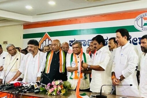 ಕಾಂಗ್ರೆಸ್ ಸೇರಿದ ಜಗದೀಶ್ ಶೆಟ್ಟರ್