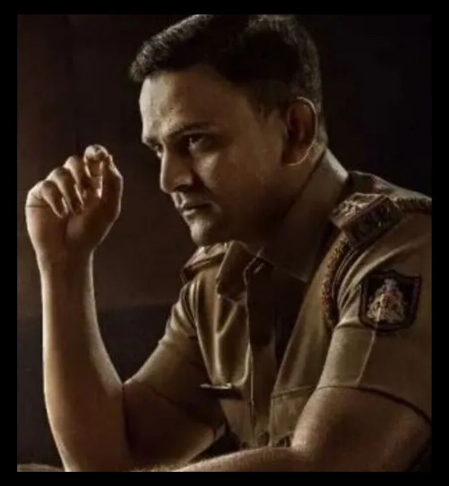  ಡಾಲಿ ಧನಂಜಯ್ ಅಭಿನಯದ ಗುರುದೇವ್ ಹೊಯ್ಸಳ ಸಿನಿಮಾ ಇನ್ಮುಂದೆ ಓಟಿಟಿ ಫ್ಲಾಟ್ ಫಾರಂನಲ್ಲೂ ನೀವು ನೋಡಬಹುದು. ರಿಲೀಸ್ ಆಗಿ ಇನ್ನೂ ಒಂದು ತಿಂಗಳು ಕಳೆದಿಲ್ಲ ನೊಡಿ ಆಗಲೇ ಗುರುದೇವ್ ಹೊಯ್ಸಳ ಓಟಿಟಿಗೆ ಬಂದಿದೆ.