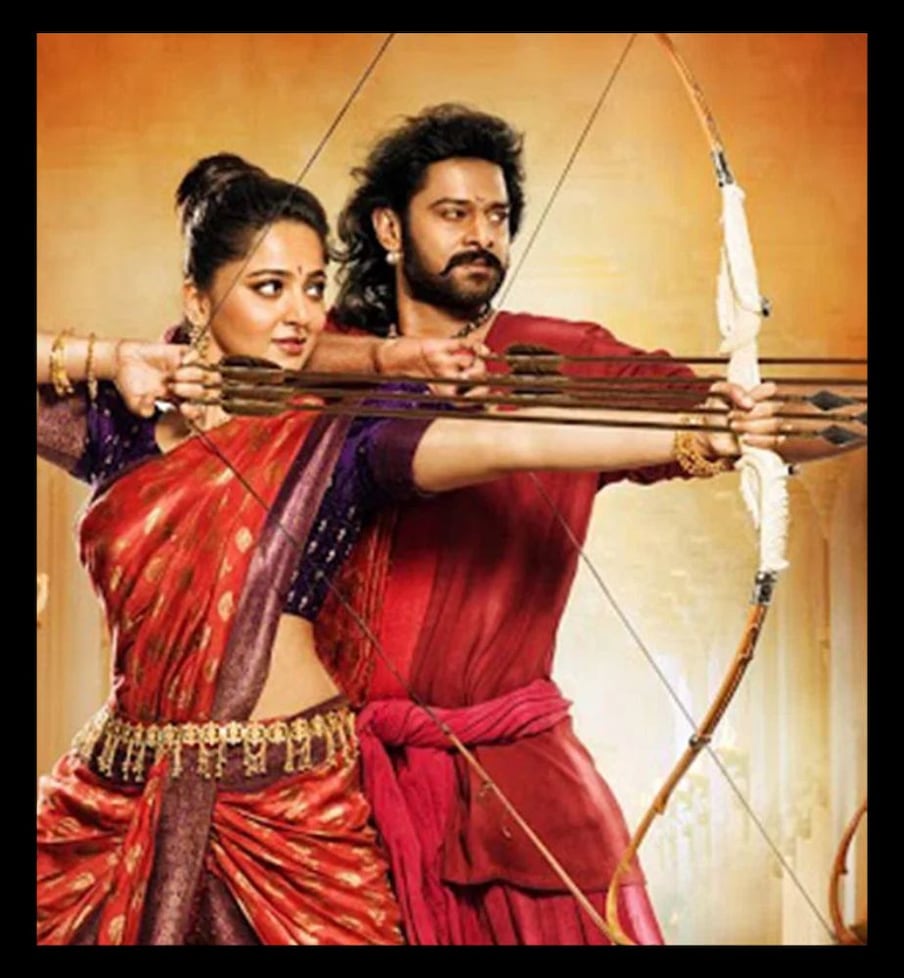  ತೆಲುಗು ಸ್ಟಾರ್ ನಿರ್ದೇಶಕ ಎಸ್​ಎಸ್ ರಾಜಮೌಳಿ ಅವರು ಭಾರತೀಯ ಚಿತ್ರರಂಗ ಮಾತ್ರವಲ್ಲದೆ ವಿದೇಶದಲ್ಲಿಯೂ ದೊಡ್ಡಮಟ್ಟದಲ್ಲಿ ಸದ್ದು ಮಾಡುತ್ತಿದ್ದಾರೆ. ಇತ್ತೀಚಿನ ಬಿಗ್ ಸಕ್ಸಸ್ ಸಿನಿಮಾ ತ್ರಿಬಲ್ ಆರ್ ಮೂಲಕ ಹೊಸ ಹವಾ ಎಬ್ಬಿಸಿದ್ದಾರೆ ರಾಜಮೌಳಿ. ಹಾಲಿವುಡ್ ಸೆಲೆಬ್ರಿಟಿಗಳೂ ಸೇರಿ ಬಹಳಷ್ಟು ಜನರು ರಾಜಮೌಳಿ ಅವರನ್ನು ಹೊಗಳಿ ಕೊಂಡಾಡಿದ್ದಾರೆ.