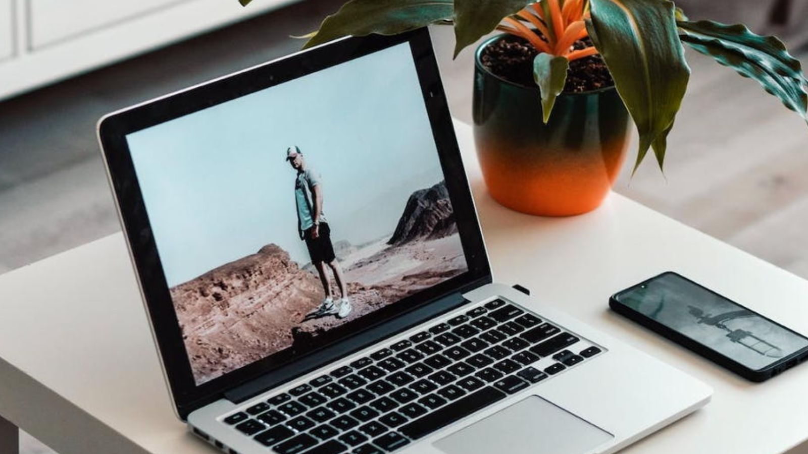 Apple India: ಆ್ಯಪಲ್ ಇಂಡಿಯಾದ ಡೆಸ್ಕ್‌ಟಾಪ್ ಮತ್ತು ಲ್ಯಾಪ್‌ಟಾಪ್ ಮಾರಾಟದಲ್ಲಿ ...