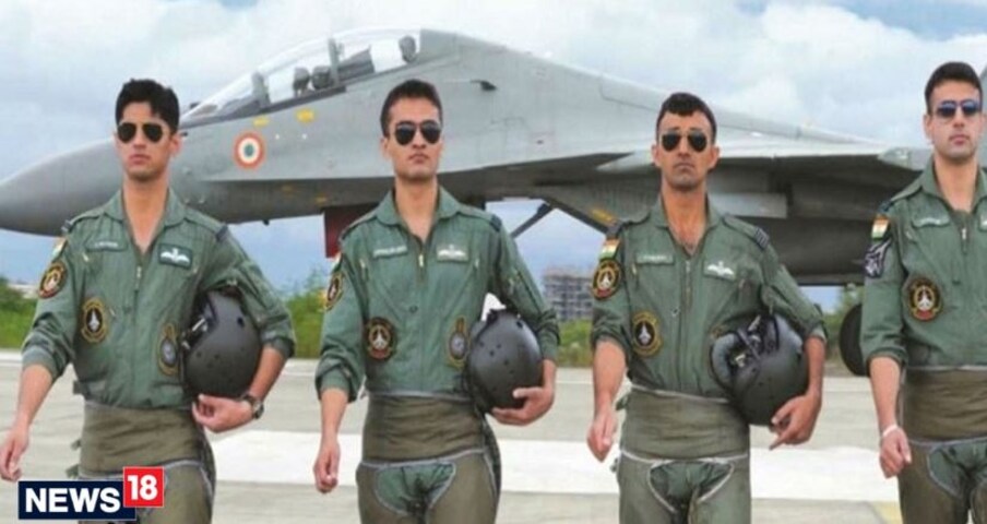  ಕಠಿಣ ಪ್ರವೇಶ ಪ್ರಕ್ರಿಯೆಯ ಮೂಲಕ ಶಾರ್ಟ್ ಲಿಸ್ಟ್ ಮಾಡಿದ ಅಭ್ಯರ್ಥಿಗಳಿಗೆ 3 ವರ್ಷಗಳ ಕಾಲ ರಾಷ್ಟ್ರೀಯ ರಕ್ಷಣಾ ಅಕಾಡೆಮಿ, ಖಡಕ್ವಾಸ್ಲಾದಲ್ಲಿ ತರಬೇತಿ ನೀಡಲಾಗುತ್ತದೆ. ಭಾರತೀಯ ರಕ್ಷಣಾ ಪಡೆಗಳಲ್ಲಿ ಪ್ರವೇಶ ಪಡೆಯಲು ಪ್ರವೇಶ ಪ್ರಕ್ರಿಯೆಯು ಈ ಕೆಳಗಿನಂತಿರುತ್ತದೆ.