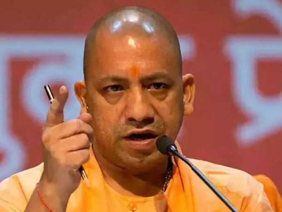  ಇತ್ತೀಚೆಗೆ ಉತ್ತರ ಪ್ರದೇಶದಲ್ಲಿ ಮಾಫಿಯಾಕ್ಕೆ ಸಂಬಂಧಿಸಿದಂತೆ ಹಲವು ಆರೋಪಿಗಳನ್ನು ಎನ್‌ಕೌಂಟರ್‌ ಮಾಡಿದ್ದಾರೆ. ವಿಧಾನಸಭೆಯಲ್ಲಿ ಯೋಗಿ ಆದಿತ್ಯನಾಥ್ ಅವರ ಮಿಟ್ಟಿ ಮೇ ಮಿಲಾ ದೂಂಗಾ (ಮಣ್ಣಿನೊಳಗೆ ಮಣ್ಣು ಮಾಡುತ್ತೇನೆ) ಹೇಳಿಕೆ ಸಾಮಾಜಿಕ ಮಾಧ್ಯಮದಲ್ಲಿ ಭಾರೀ ಟ್ರೆಂಡಿಂಗ್ ಆಗುತ್ತಿದೆ.