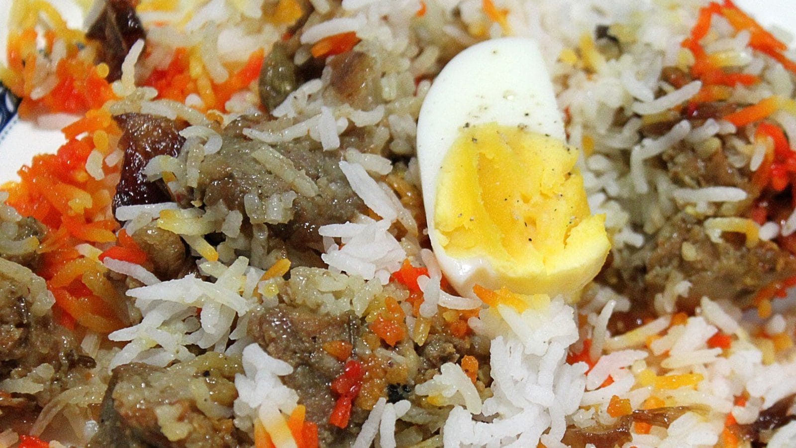 Basmati Rice: ಮಾರುಕಟ್ಟೆಯಲ್ಲಿ ನಕಲಿ ಬಾಸುಮತಿ ರೈಸ್ ಹಾವಳಿ! ಈ ಅಕ್ಕಿ ತಿಂದ್ರೆ ...
