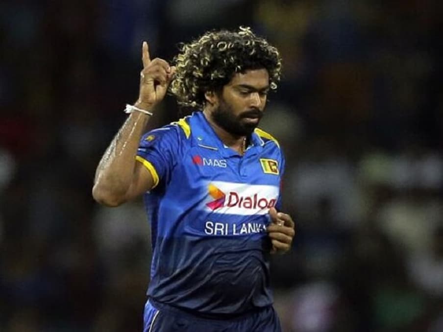  ಲಸಿತ್ ಮಾಲಿಂಗ (ಶ್ರೀಲಂಕಾ) - 3 ಬಾರಿ , ಅಜಂತಾ ಮೆಂಡಿಸ್ (ಶ್ರೀಲಂಕಾ) - 2 ಬಾರಿ , ಅರ್ಷದ್ ಅಯೂಬ್ (ಭಾರತ) - 1 ಬಾರಿ,ಅಕಿಬ್ ಜಾವೇದ್ (ಪಾಕಿಸ್ತಾನ) - 1 ಬಾರಿ, ಸಕ್ಲೈನ್ ​​ಮುಷ್ತಾಕ್ (ಪಾಕಿಸ್ತಾನ) - 1 ಬಾರಿ, ಸೊಹೈಲ್ ತನ್ವೀರ್ (ಪಾಕಿಸ್ತಾನ) - 1 ಬಾರಿ , ಮುತ್ತಯ್ಯ ಮುರಳೀಧರನ್ (ಶ್ರೀಲಂಕಾ) - 1 ಬಾರಿ, ಪರ್ವೇಜ್ ಮಹರೂಫ್ (ಶ್ರೀಲಂಕಾ) - 1 ಬಾರಿ, ತಿಸಾರಾ ಪೆರೇರಾ (ಶ್ರೀಲಂಕಾ) - 1 ಬಾರಿ 5 ವಿಕೆಟ್​ ಪಡೆದಿದ್ದಾರೆ.