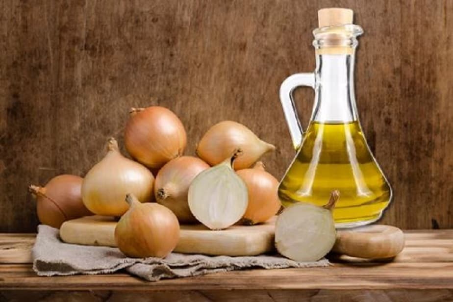 Onion: ಕೂದಲ ಆರೋಗ್ಯಕ್ಕೆ ಈರುಳ್ಳಿ ರಸ ಉತ್ತಮ, ಆದರೆ ಇದನ್ನು ಬಳಸೋದು ಹೇಗೆ ಗೊತ್ತಾ?
