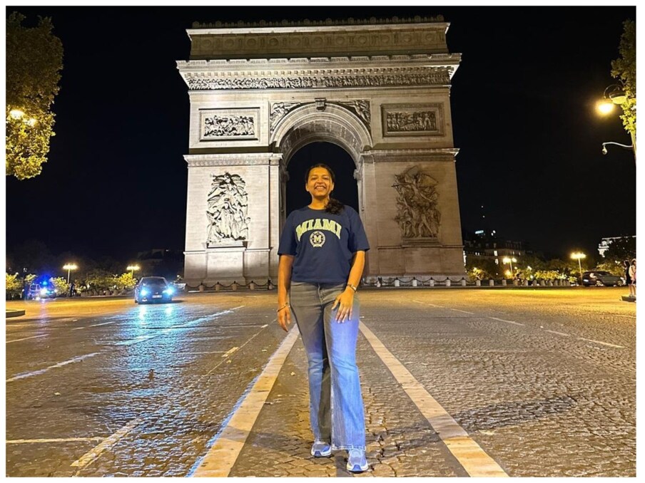 ಚಿನ್ನದ ಪದಕ ಗೆಲ್ಲುವುದರೊಂದಿಗೆ ಸಿಫ್ಟ್ ಕೌರ್ ಸಮ್ರಾ ಹೊಸ ವಿಶ್ವ ದಾಖಲೆ ನಿರ್ಮಿಸಿದ್ದಾರೆ. ಮಹಿಳೆಯರ 50 ಮೀಟರ್ ರೈಫಲ್ ತ್ರೀ ಪೊಸಿಷನ್ ವೈಯಕ್ತಿಕ ವಿಭಾಗದಲ್ಲಿ ಸ್ಕಿಫ್ಟ್ ಸಮ್ರಾ ಕೌರ್ (469.6 ಅಂಕ) ವಿಶ್ವ ದಾಖಲೆ ನಿರ್ಮಿಸಿ ಚಿನ್ನದ ಪದಕ ಗೆದ್ದಿದ್ದಾರೆ.