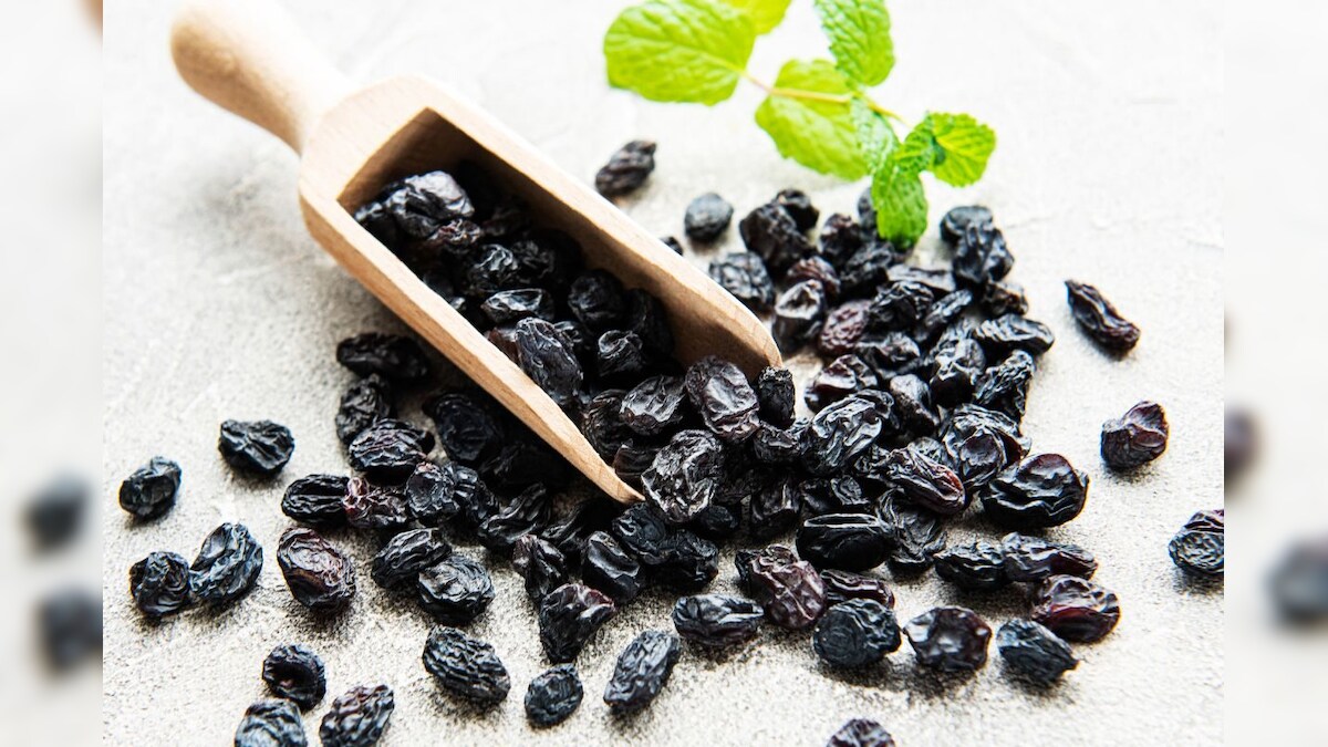 ಪ್ರತಿದಿನ ನೆನೆಸಿದ ಕಪ್ಪು ಒಣದ್ರಾಕ್ಷಿ ತಿಂದರೆ ಏನೆಲ್ಲ ಆರೋಗ್ಯ ಪ್ರಯೋಜನಗಳಿವೆ