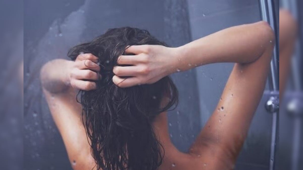 Winter Health Tips: ಚಳಿಗಾಲದಲ್ಲಿ ಬಿಸಿ ನೀರಿನ ಸ್ನಾನ ಮೂಳೆಗಳನ್ನು ದುರ್ಬಲಗೊಳಿಸುತ್ತಾ? ಈ ಬಗ್ಗೆ ತಜ್ಞರು ಹೇಳೋದು ಹೀಗೆ!