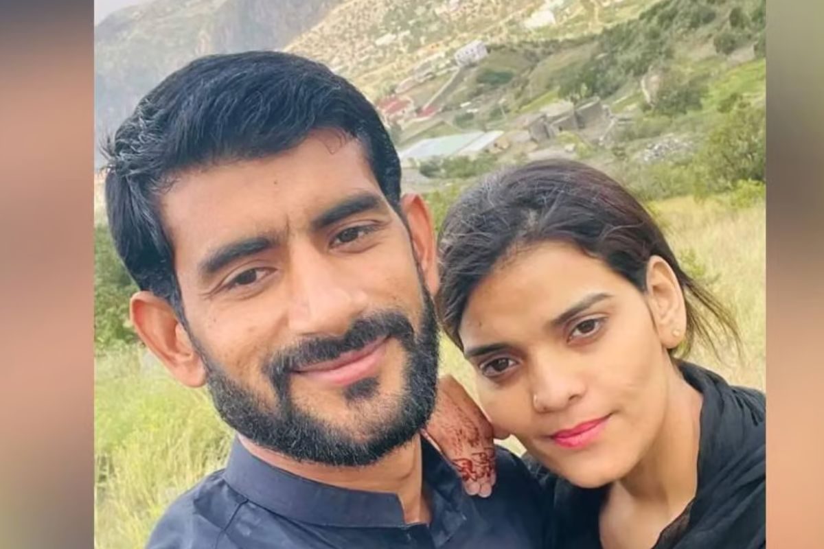भारतीय प्रेमी से मिलने पाकिस्तान से आई युवती; यहाँ उसकी पत्नी की शिकायत है! भारतीय प्रेमी से मिलने पाकिस्तान से आई युवती; यहाँ उसकी पत्नी की शिकायत है!