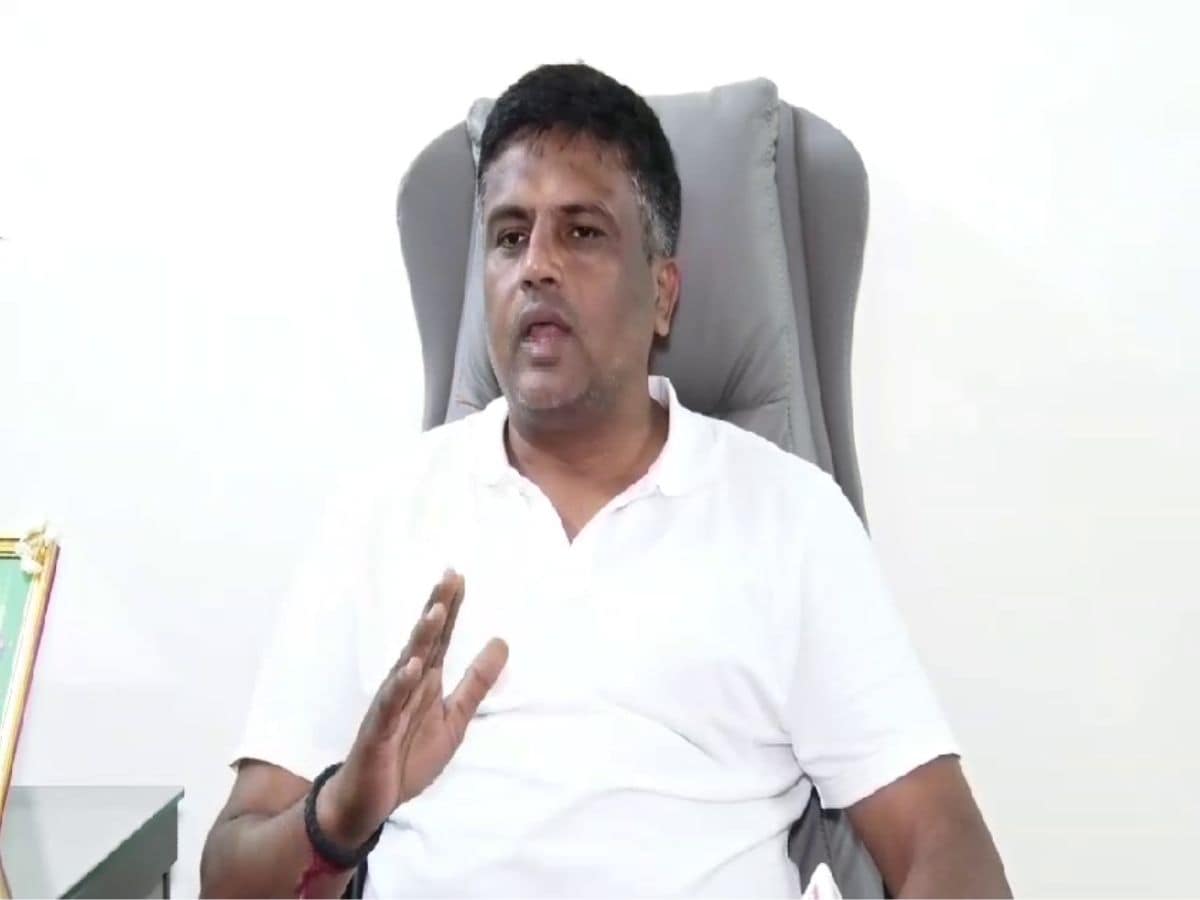 Karnataka Politics: ಕಾಂಗ್ರೆಸ್ ಶಾಸಕರ ಖರೀದಿಗೆ 100 ಕೋಟಿ ಆಫರ್! ಬಿಜೆಪಿ ...