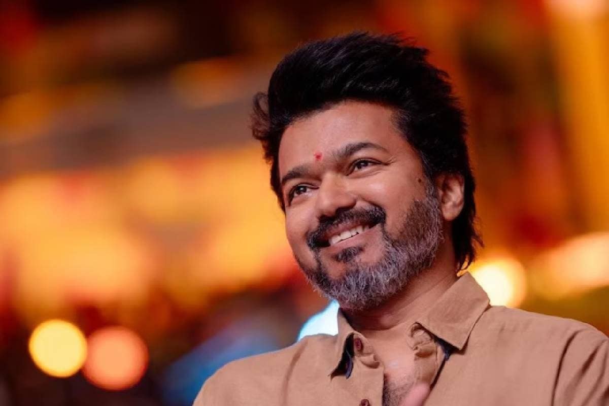 Vijay: ನಟ ವಿಜಯ್​ ಇನ್ಮುಂದೆ ದಳಪತಿ ಅಲ್ವಾ? ಹೊಸ ಟೈಟಲ್ ಏನ್ ಗೊತ್ತಾ? | kollywood actor thalapathy vijay given new title vetri thalaivar vijay | - News18 Kannada