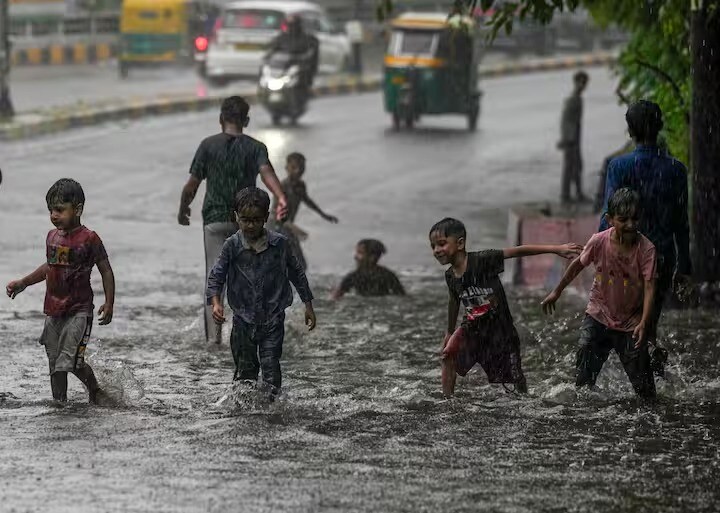 ಮುಂದಿನ 3 ದಿನ ಆರ್ಭಟಿಸಲಿದೆ ಗಾಳಿ ಸಹಿತ ಭಾರೀ ಮಳೆ! ಆರೆಂಜ್ ಅಲರ್ಟ್ ಘೋಷಿಸಿದ