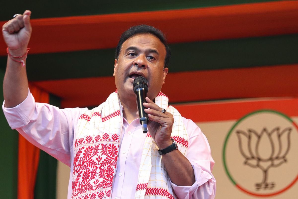 'ಉಡ್ತಾ ಅಸ್ಸಾಂ' ಹಾಳು ಮಾಡಿದ್ದಕ್ಕೆ ಕ್ಷಮಿಸಿ ಎನ್ನುತ್ತಲೇ 27 ಕೋಟಿ ಮೌಲ್ಯದ ಗಾಂಜಾ ಗಿಡ ನಾಶ!
