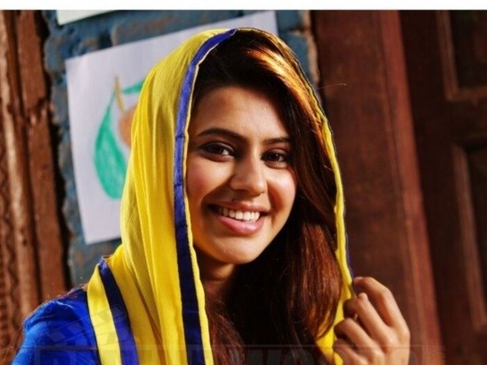 Ranya Rao : 14 ಕೆಜಿ ಚಿನ್ನ ತಂದಿದ್ದ ಸುದೀಪ್ ಸಿನಿಮಾ ನಟಿ ಮನೆಯಲ್ಲಿ 2 ಕೋಟಿ ಹಣ ...