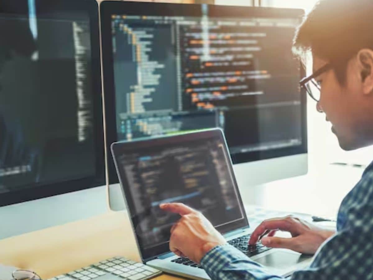 US Job: ಅಮೆರಿಕದಲ್ಲಿ 2.1 ಕೋಟಿ ರೂಪಾಯಿ ಸಂಬಳದ ಕೆಲಸಕ್ಕೆ ಗುಡ್ ಬೈ! ಭಾರತಕ್ಕೆ ಮರಳಿದ್ದಕ್ಕೆ ಟೆಕ್ಕಿ ಕೊಟ್ಟ ಕಾರಣ ಕೇಳಿದ್ರೆ ಅಚ್ಚರಿ ಪಡ್ತೀರಾ!