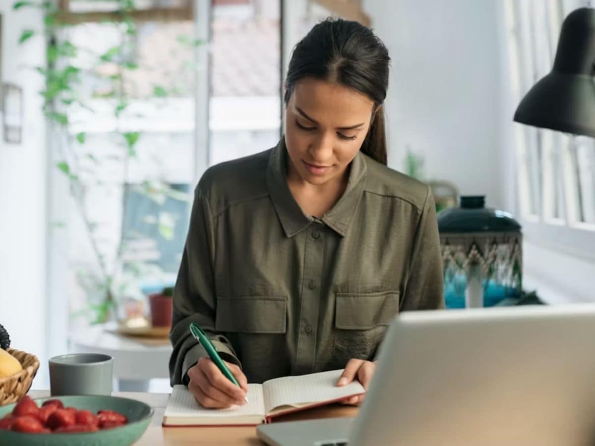 Study Tips: ವಿದ್ಯಾರ್ಥಿಗಳೇ ದಿನವಿಡೀ ಓದಿದರೂ ಓದೋದು ಮುಗಿಯುತ್ತಿಲ್ಲವೇ? ನೀವು ಮಾಡುತ್ತಿರುವ ಈ ಸಣ್ಣ ತಪ್ಪುಗಳೇ ಅದಕ್ಕೆ ಕಾರಣ!