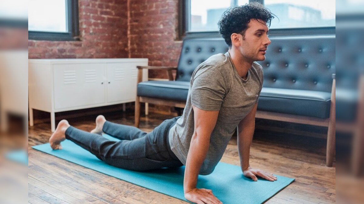 Yoga For Weight loss: ಹೊಟ್ಟೆಯ ಕೊಬ್ಬನ್ನ ನಿಧಾನವಾಗಿ ಕಡಿಮೆ ಮಾಡುತ್ತವಂತೆ ಈ 5 ಯೋಗಾಸನಗಳು!