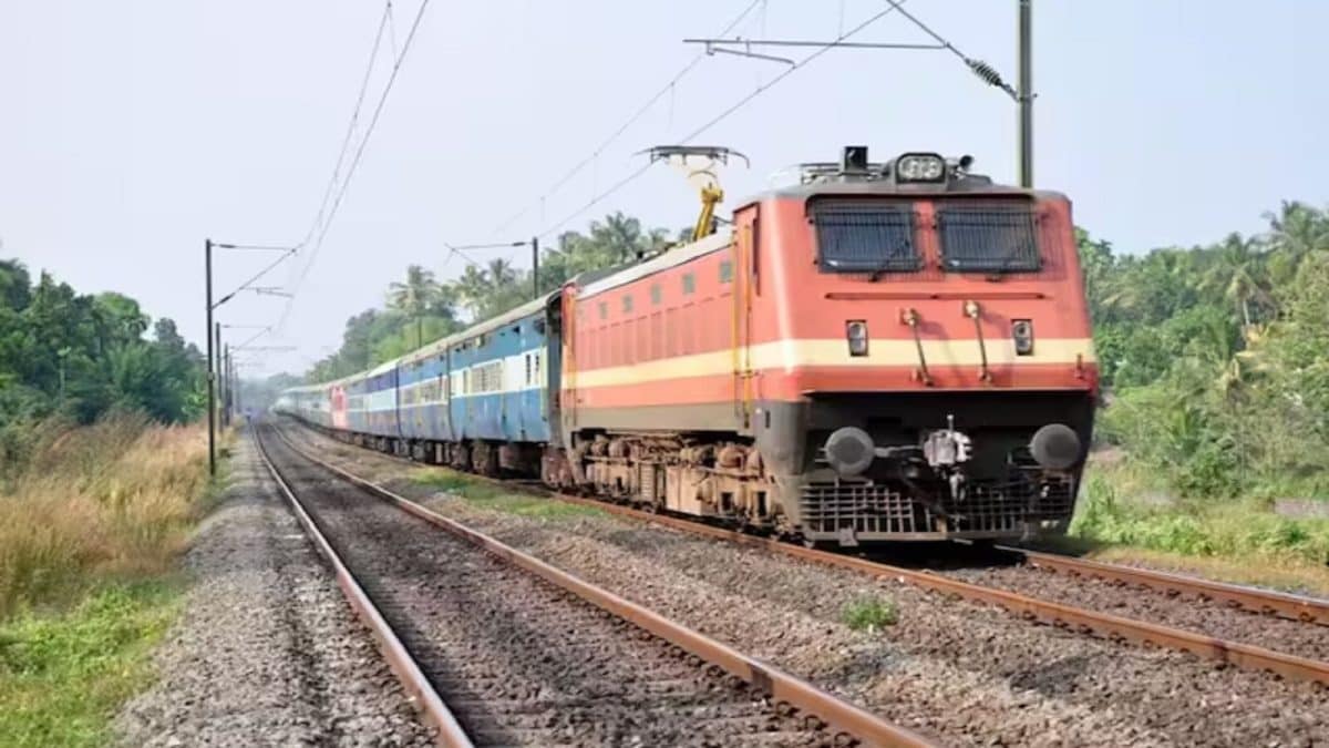 Job: ನಿರುದ್ಯೋಗಿಗಳಿಗೆ ಗುಡ್ ನ್ಯೂಸ್;  6500+ ಹುದ್ದೆಗಳ ಭರ್ತಿ ರೈಲ್ವೆ ಸಚಿವಾಲಯದಿಂದ ಬಿಗ್​ ಅಪ್ಡೇಟ್​​!