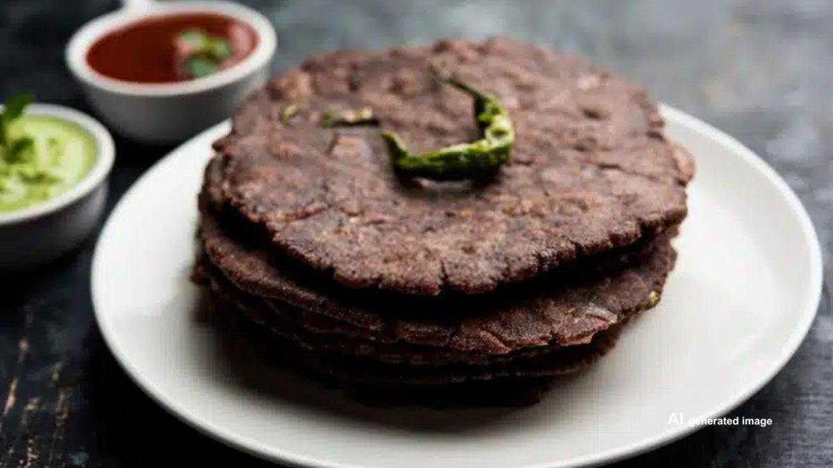 Raghu Rotti ಆರೋಗ್ಯಕರ ಮತ್ತು ಮೃದುವಾದ ರಾಗಿ ರೊಟ್ಟಿ ಹೀಗೆ ಮಾಡಿ; ಎಲ್ಲರಿಗೂ ಇಷ್ಟವಾಗುವುದರಲ್ಲಿ ...