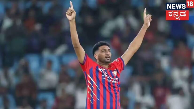  ಲಖನೌ ಸೂಪರ್ ಜೈಂಟ್ಸ್ ಮತ್ತು ರಾಜಸ್ಥಾನ್ ರಾಯಲ್ಸ್ ನಡುವೆ ನಡೆದ ಕಳೆದ ಎರಡು ಪಂದ್ಯಗಳ ಅಂಕಿ-ಅಂಶಗಳನ್ನು ಗಮನಿಸಿದರೆ ಮೊಶಿನ್ ಖಾನ್ ಅವರ ಮೇಲುಗೈ ಎಂತವರಿಗೂ ಸ್ಪಷ್ಟವಾಗಿ ಅರ್ಥವಾಗುತ್ತದೆ. ಮೊಶಿನ್ ಖಾನ್ ವೈಭವ್ ಸೂರ್ಯವಂಶಿಗೆ ಎಸೆದ ಒಟ್ಟು 12 ಎಸೆತಗಳಲ್ಲಿ ಯುವ ಬ್ಯಾಟರ್ ಗಳಿಸಿದ್ದು ಕೇವಲ 2 ರನ್ ಮಾತ್ರ! ಅಂದರೆ ಉಳಿದ 10 ಎಸೆತಗಳು ಸಂಪೂರ್ಣ ಡಾಟ್ ಬಾಲ್ ಆಗಿವೆ. ಸಿಕ್ಸರ್ ಇರಲಿ, ಕನಿಷ್ಠ ಒಂದು ಬೌಂಡರಿ ಬಾರಿಸಲೂ ಮೊಶಿನ್ ವೈಭವ್‌ಗೆ ಅವಕಾಶ ನೀಡಿಲ್ಲ. ಮುಖಾಮುಖಿಯ ಎಸೆತಗಳ ವಿವರ ನೋಡಿದರೆ ಅದು 0, 0, 0, 0, 0, ವಿಕೆಟ್, 0, 0, 1, 0, 1, ವಿಕೆಟ್ ಎಂದಿದೆ. ಇದು ಮೊಶಿನ್ ಖಾನ್ ಯುವ ಆಟಗಾರನ ವಿರುದ್ಧ ಸಾಧಿಸಿರುವ ಸಂಪೂರ್ಣ ಪ್ರಾಬಲ್ಯಕ್ಕೆ ಸಾಕ್ಷಿ. 