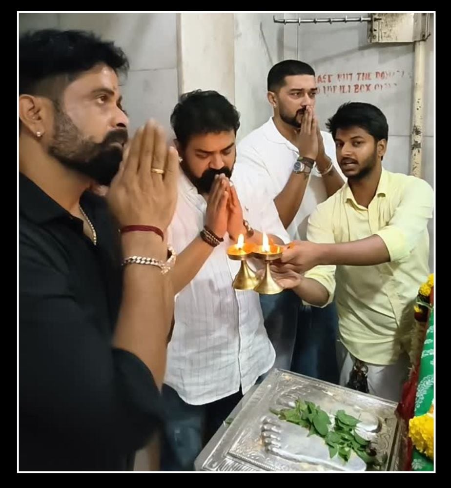 mango pachcha hero sanchith sanjeev visit hubballi shri siddharoodha math