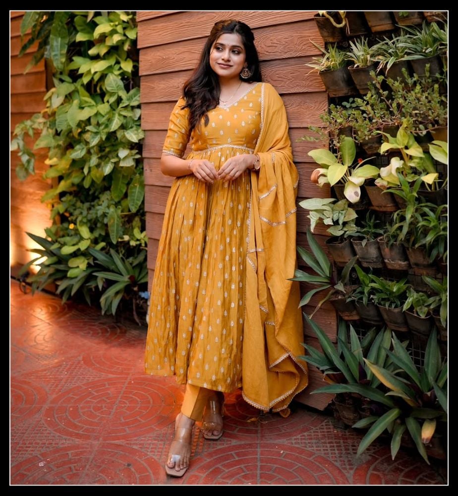Mango Pachha Movie Heroine Kajal Kunder Dubbed in kannada For Suji Role