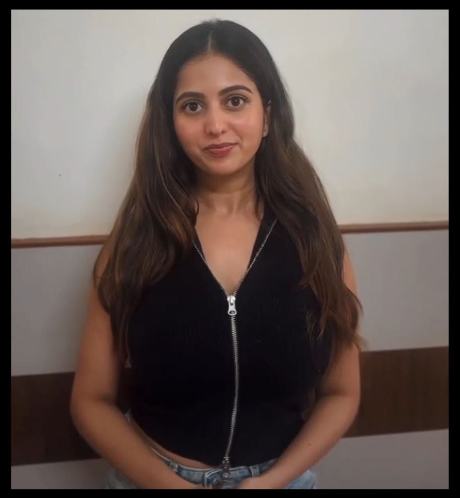 niveditha Gowda apologized for peacock feather used in reels video