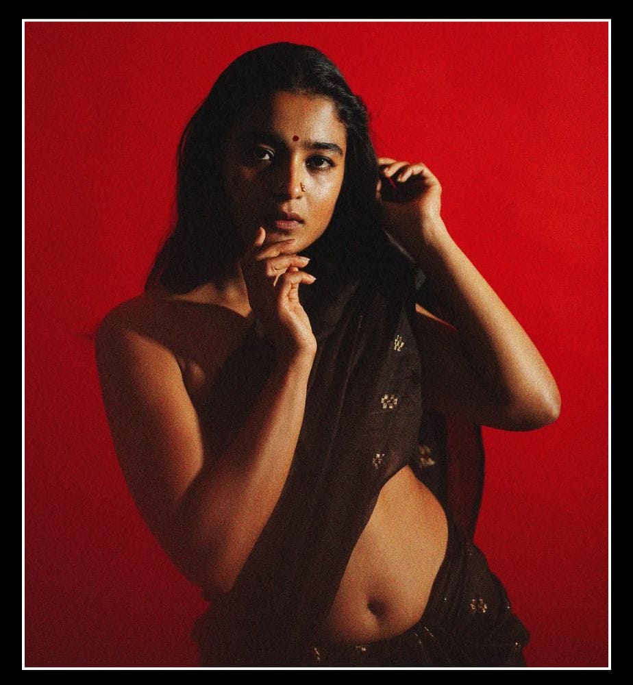 kannada actress shruthi daughter gowri shruthi comment on chaithra achar photos