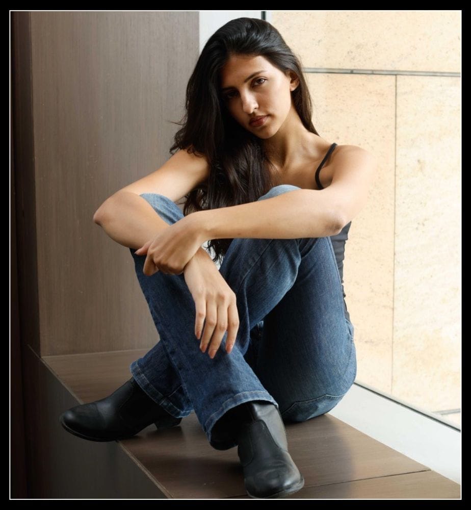 Kavitha Lankesh Daughter Esha Lankesh going to enter kannada film industry soon