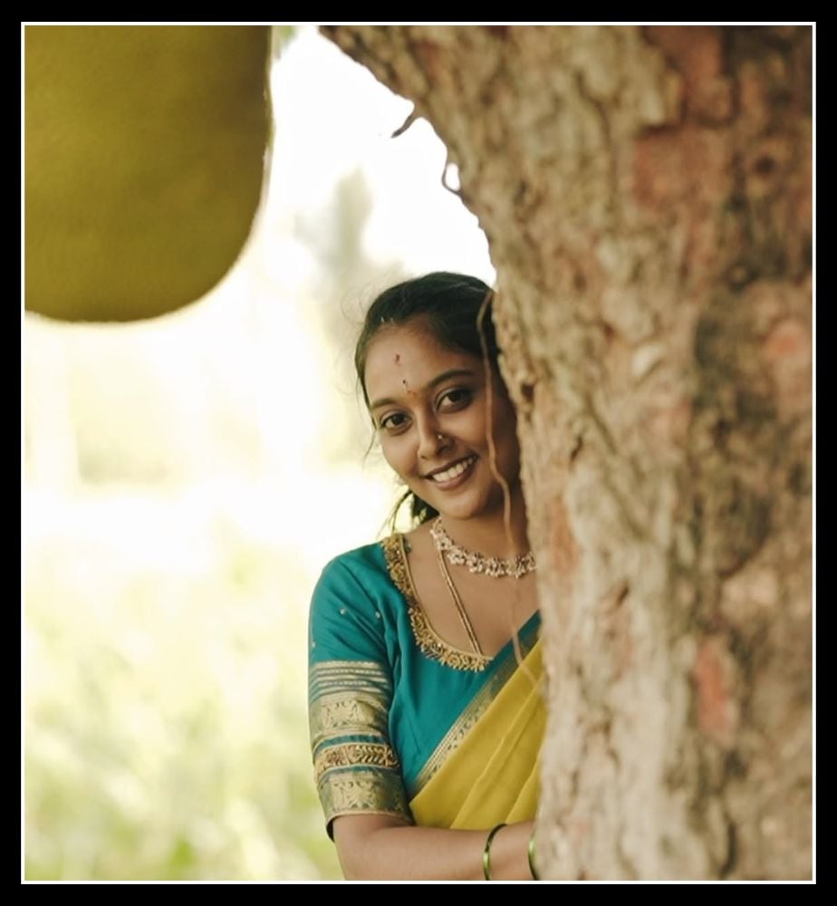 director mahesh kumar and wife chaitra reels on ayogya-2 movie mudd muddu putlakshmi song