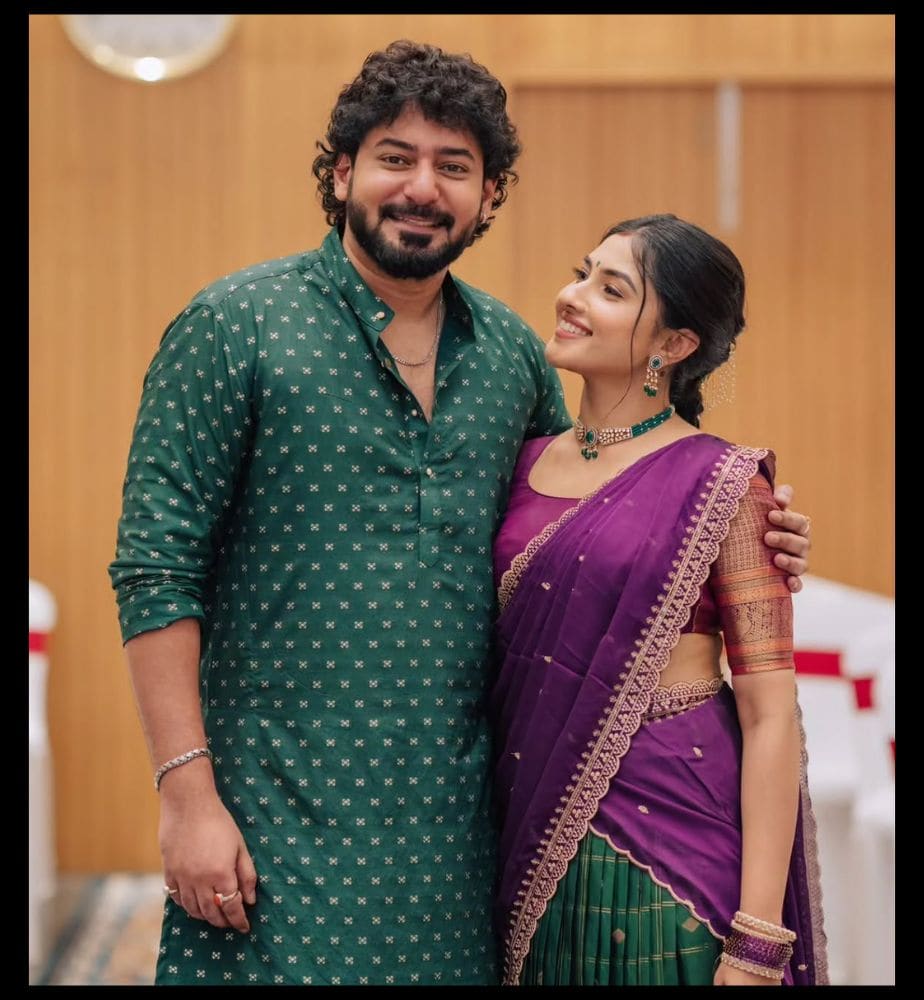 Karavali Movie Hero Prajwal Devaraj Curly Hair New Look got Viral