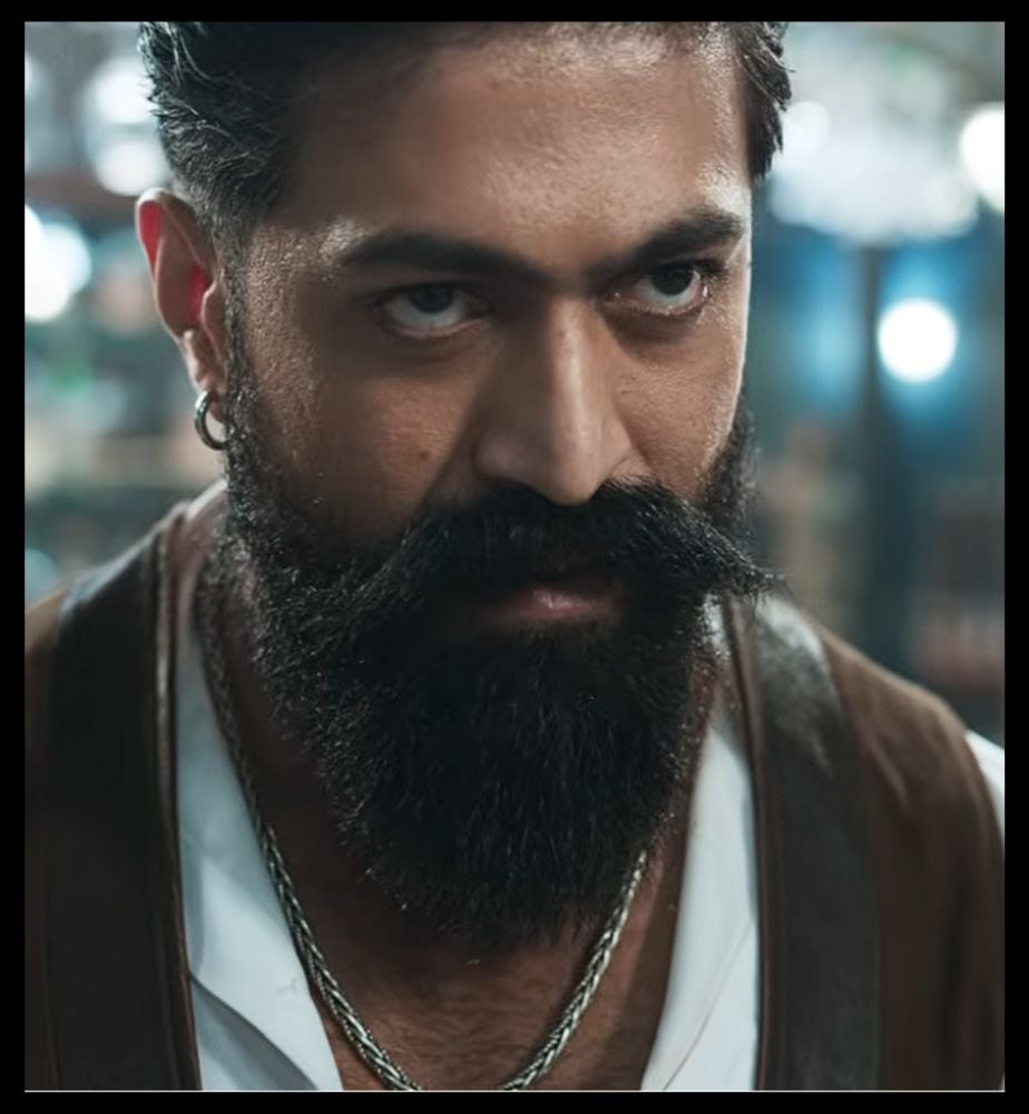 Rocking Star Yash Toxic Movie Actress Teaser Review