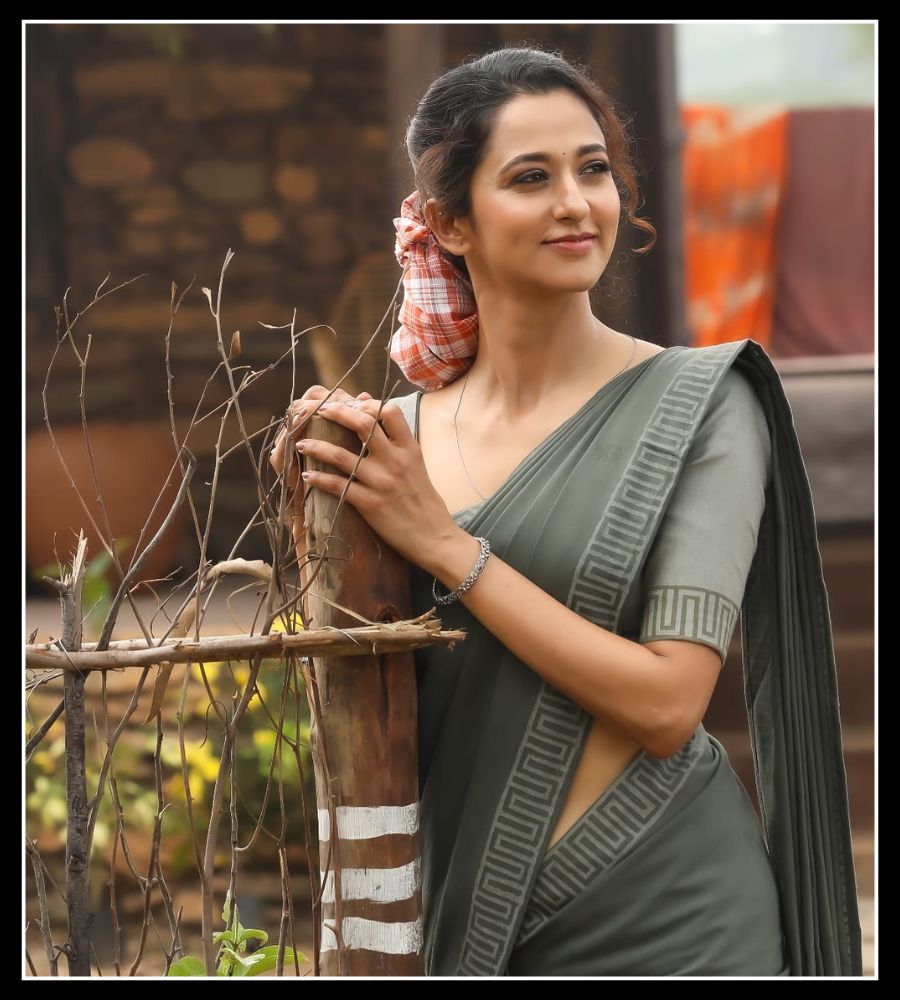 karavali mahabala mithra mahaan film first looks released